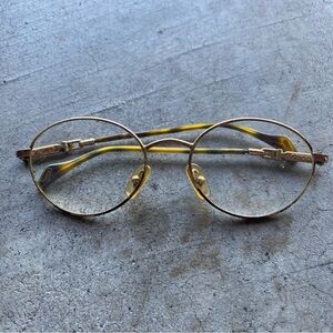 Vintage Gucci Eyeglasses Gold Tortoise Round Full Rim Frames.